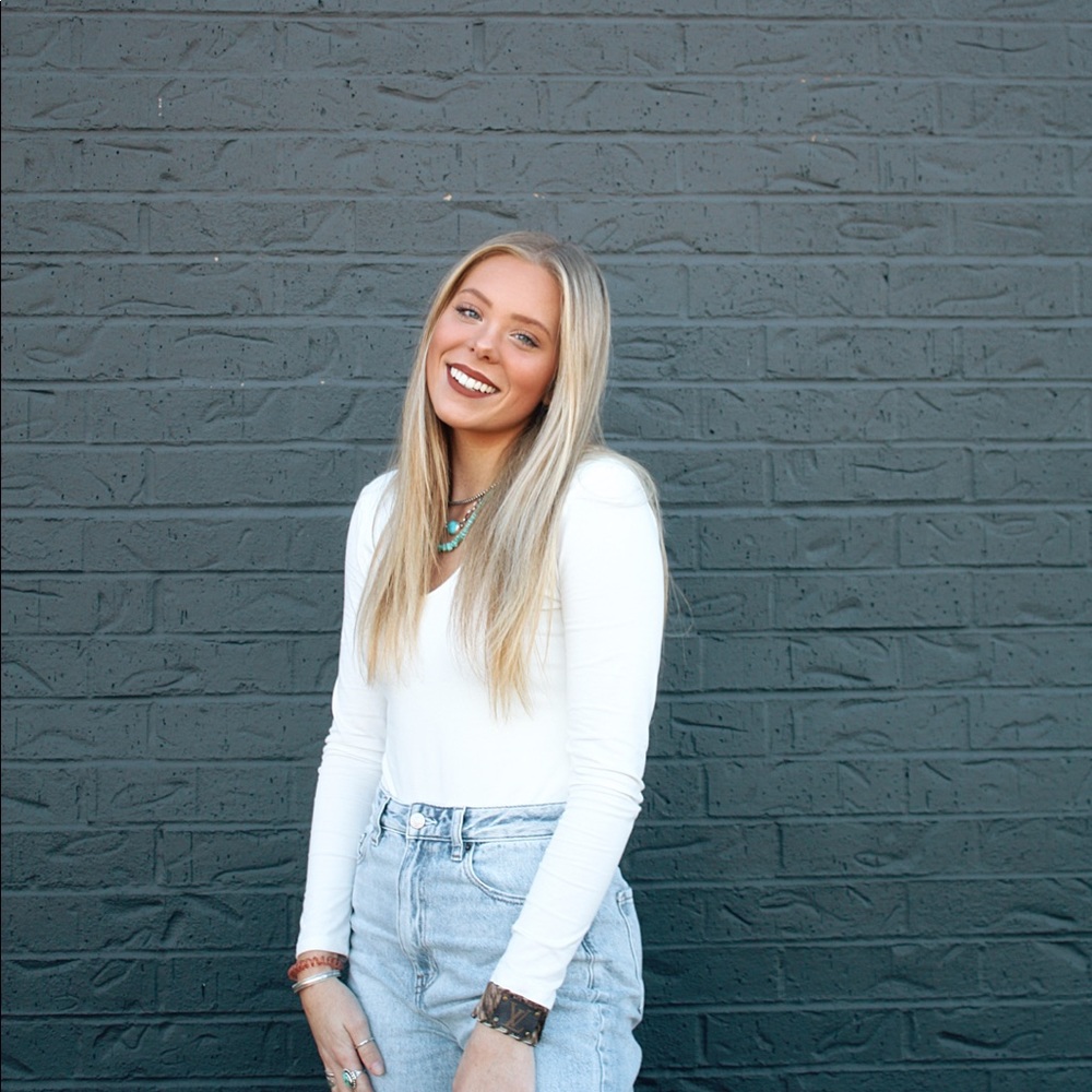 Meet your Posher, Laney